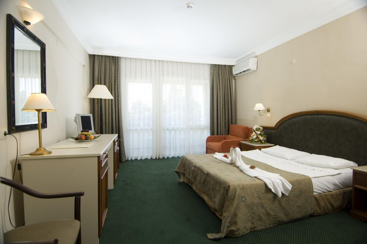 La Santa Maria Hotel Kuşadası Buitenkant foto