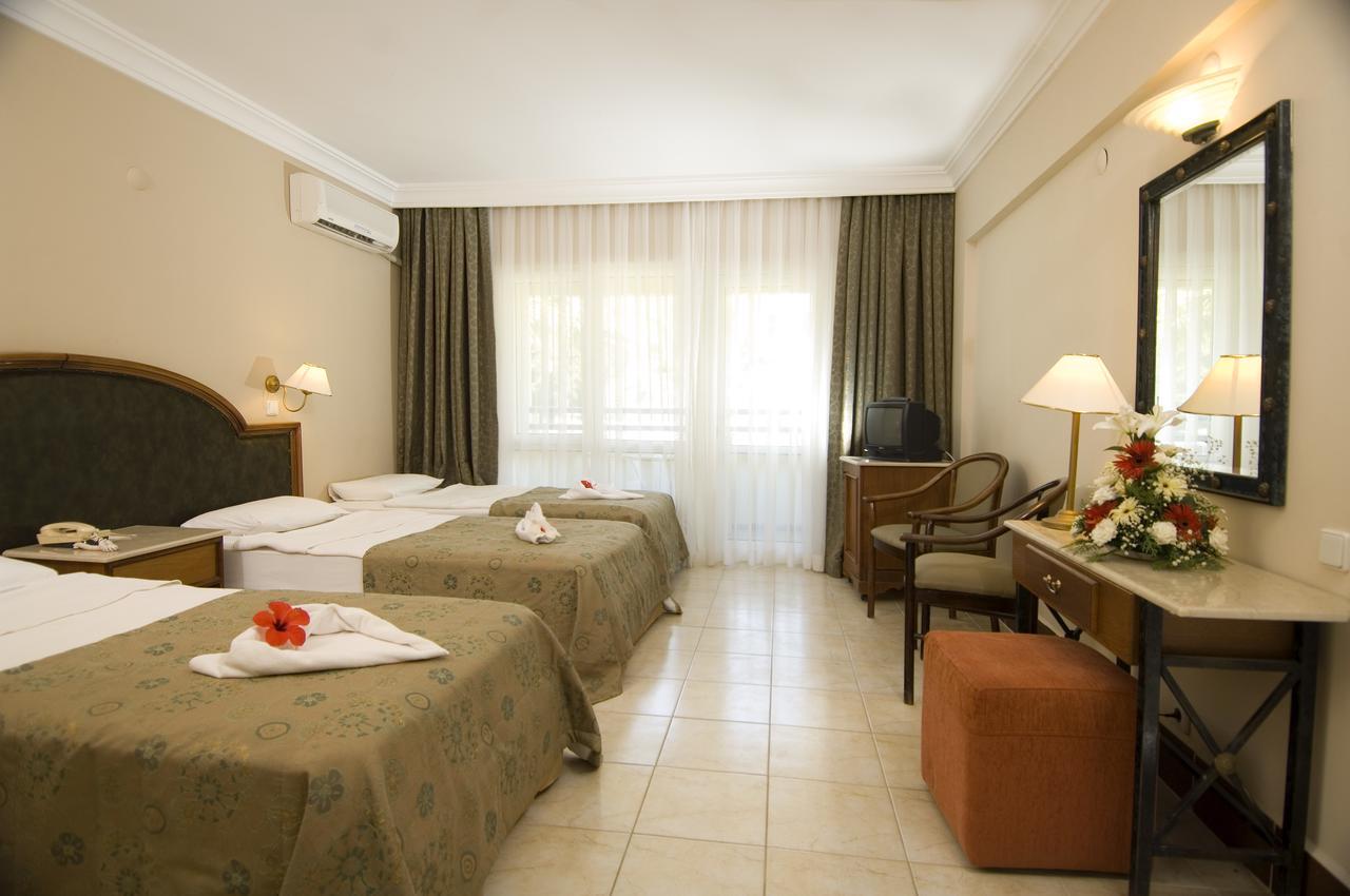 La Santa Maria Hotel Kuşadası Buitenkant foto