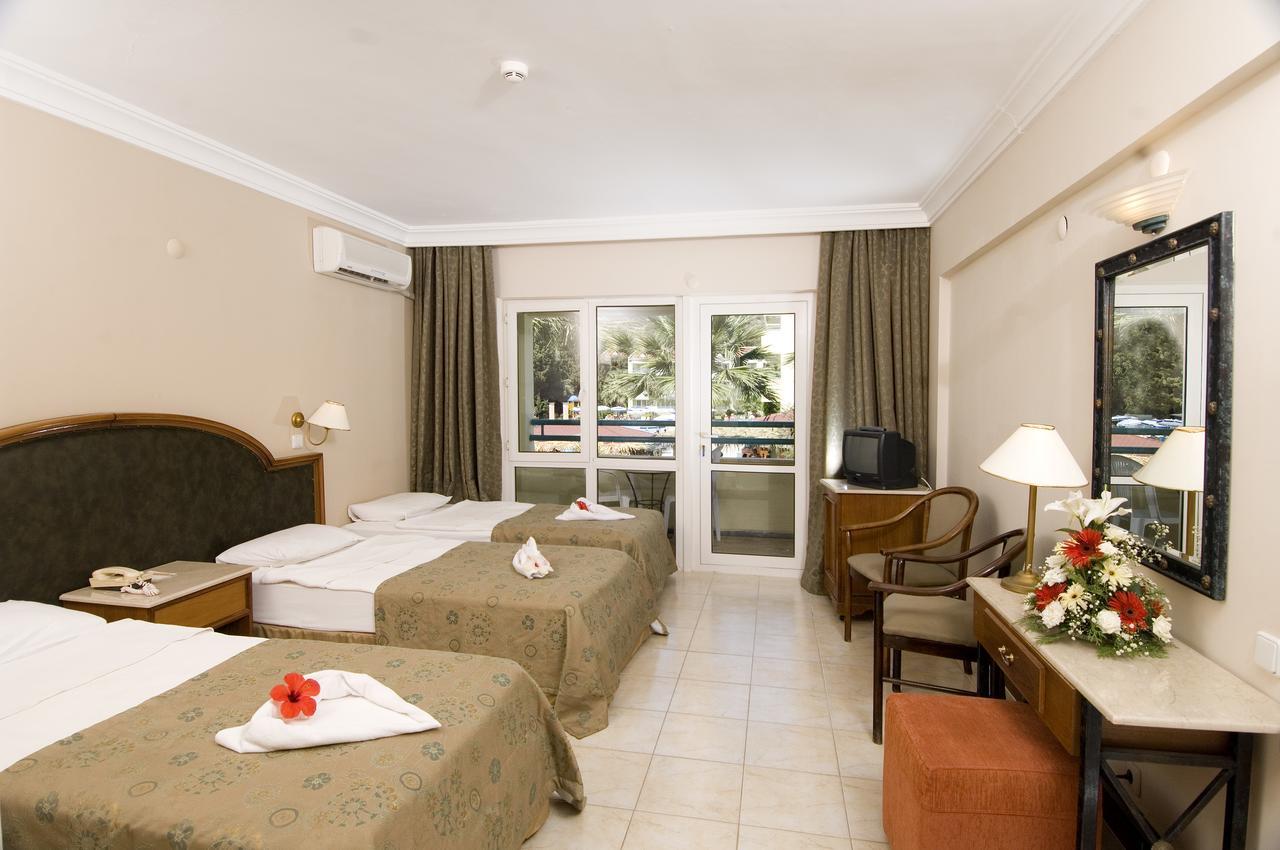 La Santa Maria Hotel Kuşadası Buitenkant foto